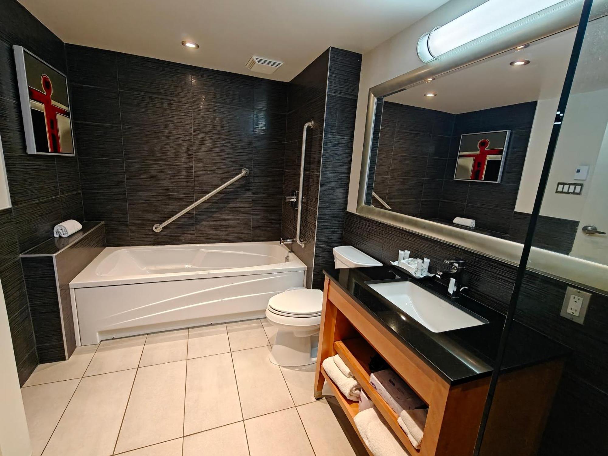 Hotel Forestel Val-d'Or Bagian luar foto
